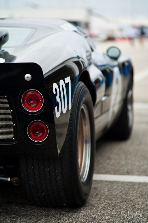 Spectrum. Ford Gt 40, Gt 40, Classic Racing Cars, Dalian, Ford Gt40, Cars Vintage, Bmw I8, Best Classic Cars, Bmw X6