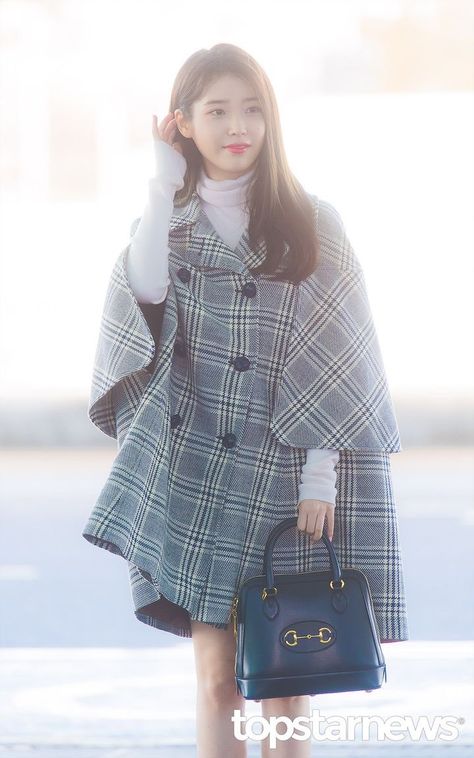 airport style Iu Style, Iu Dress, Iu Fashion, Incheon Airport, Stylish Sweaters, Gucci Fashion, Milan Italy, Incheon, Airport Style