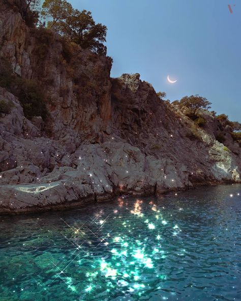 Nathalie Huijbers’s Instagram post: “Small Paradise ✨ - I really miss Fethiye and its beautiful bays 🌊” Witchcraft Samhain, Manifestation Tarot, Halloween Witchcraft, Penida Island, Witch Coffee, Honeymoon Vacations, Lovers Photos, Nusa Penida, Best Beaches