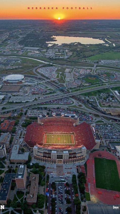 Nebraska Football - Memorial Stadium Nebraska Cornhuskers Wallpaper, Memorial Stadium Nebraska, Nebraska Football Wallpaper, Huskers Wallpaper, Husker Wallpaper, Nebraska Wallpaper, Nebraska University, Alabama Wallpaper, Nebraska Huskers Football