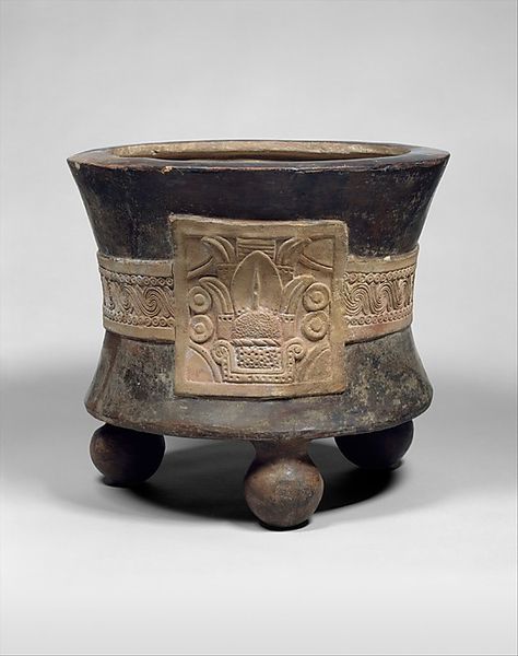 Tripod Vessel with Date Glyph  Date: 15th–early 16th century Geography: Mexico, Mesoamerica Culture: Aztec Medium: Ceramic Dimensions: H. 14 1/8 x Diam. 16 in. (35.9 x 40.6 cm) Folk House, Maya Art, Japan Traditional, Aztec Culture, Mayan Art, Historical Objects, Aztec Art, Arte Popular, Ancient Artifacts