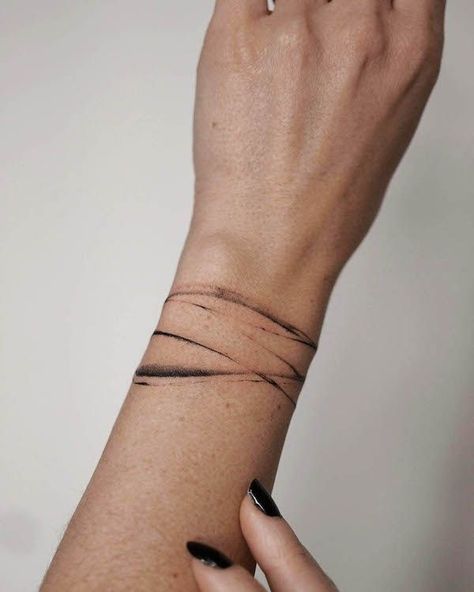 Goth Tatoos, Straight Line Tattoo, Line Tattoo Arm, Bracelet Tattoos, Wrist Bracelet Tattoo, Our Mindful Life, Bold Artwork, Arm Band Tattoo, Incredible Tattoos