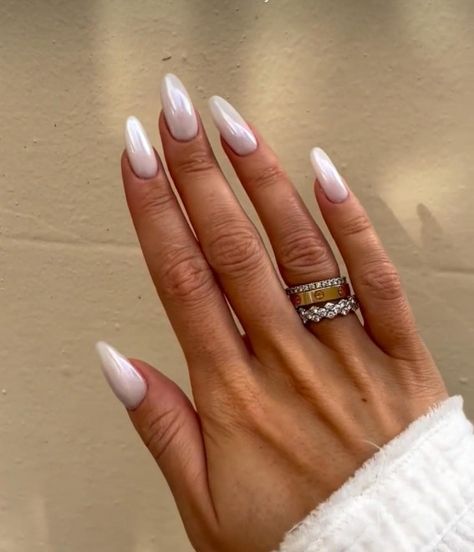 Hailey Bieber Nails Square Long, Pearl Chrome Nails Hailey Bieber, One Colour Nails Summer, Nail Pearl Color, Not Too Long Nails, Hailey Bieber Milky White Nails, One Color Long Nails, One Coloured Nails, Wedding Long Nails