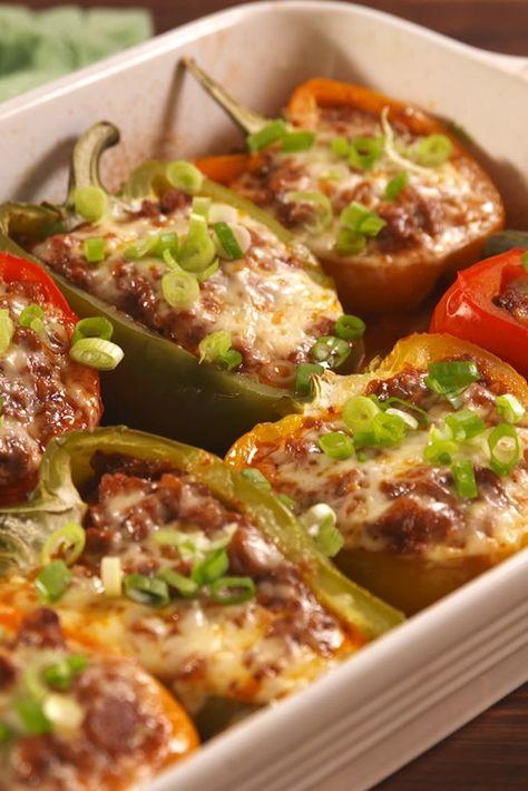 Sloppy Joe Stuffed PeppersDelish Low Carb Sloppy Joes, Bell Pepper Recipes, Ground Beef Dishes, Cheap Easy Meals, Stuffed Pepper, Green Peppers, Ground Beef Recipes Easy, Sloppy Joe, Beef Recipes Easy