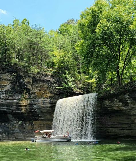 " 76 Falls " at Lake Cumberland in Kentucky. A must for your bucket list ! Lake Cumberland, Reference Pics, Kentucky, Watercolor Art, Bucket List, Lake, Water, Art, Watercolour Art