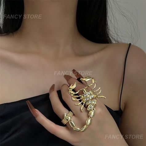 2023 New Butterfly Crystal Rings Women Scorpion Punk Elastic Rings Personality Open Rings Gothic Metal Scorpion, Scorpio Jewelry, Capas Samsung, Arm Bracelet, Elastic Rings, Ring Settings Types, Vintage Punk, Knuckle Rings, Estilo Punk