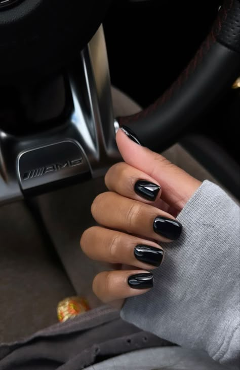 Black Natural Nails, Nails Fall Autumn, Shellac Nails Fall, Kutek Disney, Colourful Nails, Thanksgiving Nail, September Nails, Autumn Looks, Pumpkin Nails