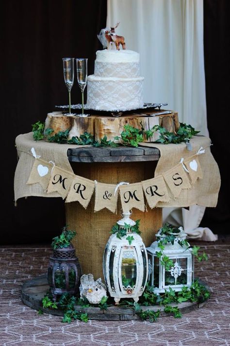 Electrical Spool Wedding Ideas, Rustic Wedding Cake Table Decor, Wedding Cake Table Ideas Rustic, Rustic Cake Tables, Cake Table Wedding, Cheap Wedding Table Centerpieces, Cake Rustic, Wedding Cake Prices, Wood Barrel