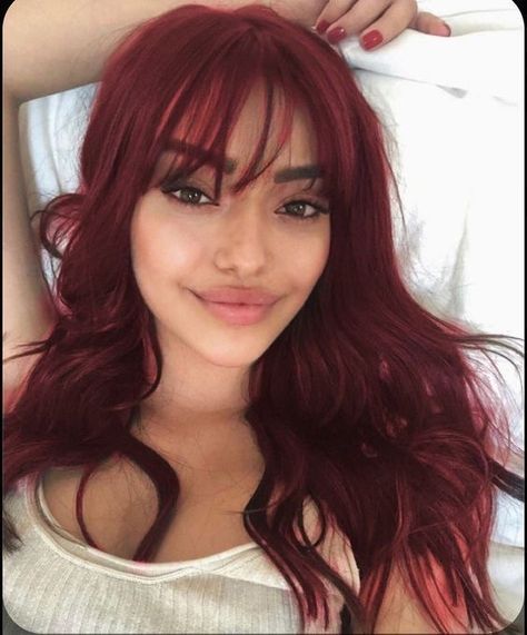 Long Burgundy Hair With Bangs, Burgundy Hair With Bangs, Deep Red Hair Color, Burgandy Hair, Wine Hair, Red Hair Inspo, Hair Color Streaks, Dark Red Hair, Hair With Bangs