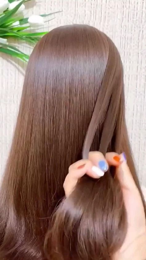 Pin by DIVIJA GUNDU Gundu on Idea Pins by you in 2022 | Hair styles, Hair tutorial, Hair tutorials for medium hair Hair Style Vedio, Easy Hairstyles For Thick Hair, Easy Hair Updos, Hair Tips Video, Front Hair Styles, Hair Tutorials For Medium Hair, Peinados Fáciles Para Cabello Corto, Hair Up Styles, Bun Hairstyles For Long Hair