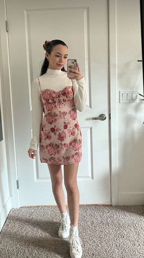 Vanessa Merrell Outfits, Impossible Cake, 2024 Era, Vanessa Merrell, Merrell Twins, Birthday Fit, Jules Leblanc, Cat Candle, Birthday Fits