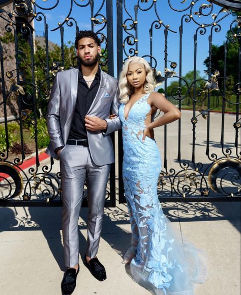 Blue Prom Suit, Prom 2k24, Prom Outfits For Guys, Light Blue Prom, Prom Planning, Prom Goals, Prom Picture Poses, Prom Picture, Prom Outfit