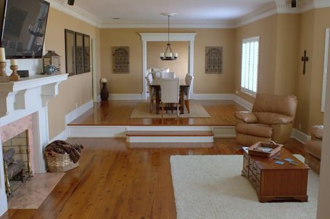 sunken living room Sunken Living Room Flooring Transition, Sunken Dining Room, Sunken Fireplace, Colonial Dining Room, Fireplace Room, Traditional Dining Rooms, Sunken Living Room, Traditional Dining Room, Eclectic Living Room