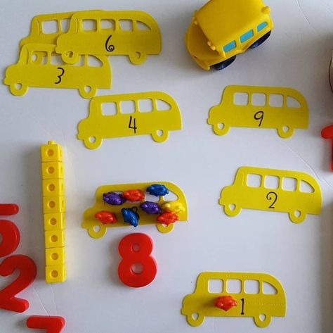 Throwback to our school bus counting activity. How many bears are on the bus? Will all of the bears fit on the bus? • I just added number stickers to die cut bus shapes & pulled out our @learningresources bear counters. You could use any small objects or counters. Also just print off any image of a bus & add numbers. Transport Eyfs, Prek Math Activities, Maths Eyfs, Transportation Activities, Preschool Letter, Transportation Preschool, Counting Activity, Preschool Units, Prek Math