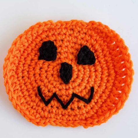 Crochet Pumpkin Dishcloth Free Pattern, Towel Toppers, Crochet Towel Topper, Halloween Kitchen Towels, Pumpkin Tea, Dishcloth Crochet Pattern, Crochet Towel, Small Crochet, Adorable Crochet