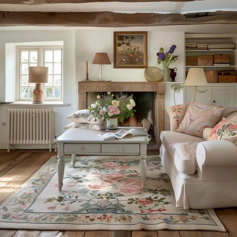 English Cottage Interiors Living Rooms, English Cottage Style Living Room, English Cottage Living Room Ideas, Wall Tiles Ideas, Front Wall Tiles, Cottage Living Room Ideas, English Country Living Room, French Cottagecore, English Cottage Living Room