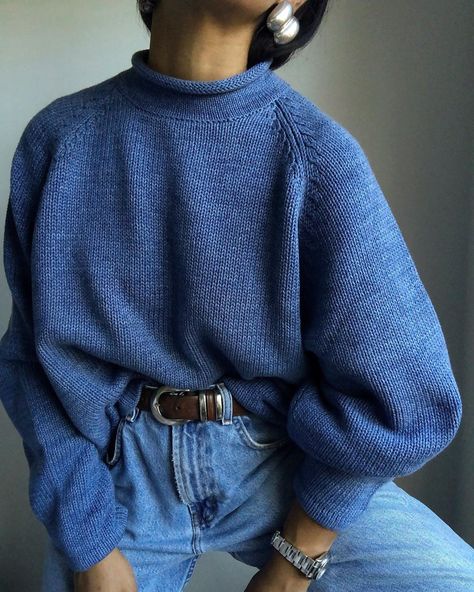 @smallneeds on Instagram: “vintage incredible absolute favorite thick cotton roll back neck 90s j crew sweater - fits xs-l depending on desired volume ~ pristine-…” 90s J Crew, Drew Barrymore 90s, Sarah Christine, J Crew Sweater, Jcrew Sweater, Sweater Fits, Back Neck, Inspiration Mode, Ig Story