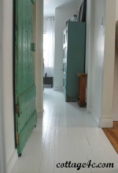 Painting Wood Furniture White, White Painted Wood Floors, Painting Wood White, White Painted Floors, White Spaces, Painted Wood Floors, Chambre Inspo, White Wood Floors, Painting Wood Furniture