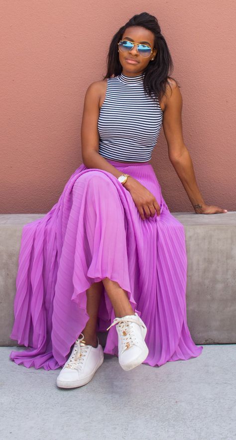 Long Skirts Casual Outfit, Cute Top And Skirt Outfit, Pleated Maxi Skirt Outfit Fall, Hot Pink Maxi Skirt Outfit, Dusty Pink Outfit Color Combos, Maxi Skirt Sneakers, Skirt Sneakers, Tulle Skirt Dress, Color Blocking Outfits