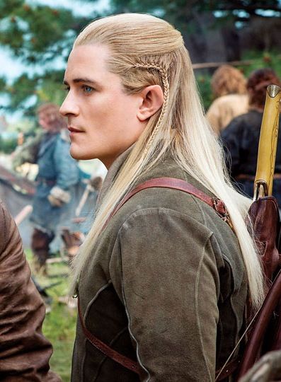 I am very proud of myself. I can do my hair like Legolas! I am also teaching myself elvish.... Vendui! Sut ier lle Mellon nin! Amin ier quell!!! ( hello! How are you my friends! I am good!!!) Orlando Bloom Legolas, Lotr Legolas, Hobbit Book, Legolas And Tauriel, Legolas And Thranduil, Tauriel, Ralph Macchio, Fellowship Of The Ring, Orlando Bloom