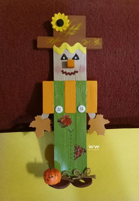 Jenga block scarecrow. Join craft sharing group window wishes Block Scarecrow, Jenga Blocks, Fall Halloween Crafts, All Craft, Scarecrow, Fall Halloween, Halloween Crafts, Crafts For Kids, Halloween