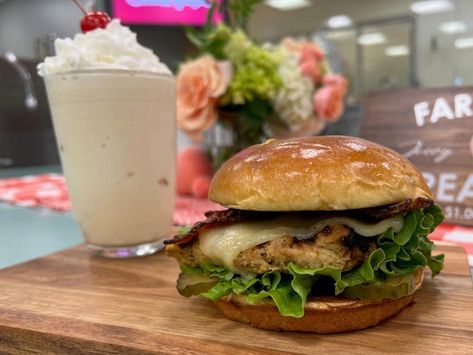 We went to Chick-fil-A’s Test Kitchen to try their new Maple Pepper Bacon Sandwich. Here’s what fans of the original can expect. Pepper Bacon, Bacon Chicken, Bacon Sandwich, Sweet Heat, Maple Bacon, Club Sandwich, Chocolate Chunk Cookies, Brioche Buns, Sandwich Recipe