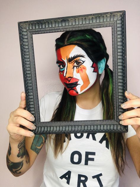 Art face paint Halloween costume Pablo Picasso Famous Art Halloween Costume, Picasso Face Painting, Picasso Makeup, Famous Paintings Halloween Costumes, Picasso Makeup Faces, Picasso Mask Art Project, Painting Costume, French Costume, Picasso Paintings