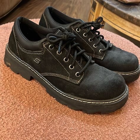 Skechers Parties Mate Oxford Black 9.5 -Only Worn Twice, Basically Brand New -I Just Never Reach For Them -Fun 90s Goth Style -Leather -Size 9.5 Women’s -Super Comfy Masculine Outfits, 90s Goth, Ladies Party, Goth Fashion, Loafer Flats, Oxford Shoes, Oxford, Loafers, Brand New