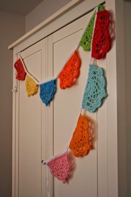 Eikel Oak: Tot slot, Een grafiek .... Mexican Crochet Pattern, Crochet Bunting Free Pattern, Crochet Mexican, Crochet Bunting Pattern, Mexican Crochet, Boho Bunting, Picado Banner, Bunting Pattern, Crochet Bunting