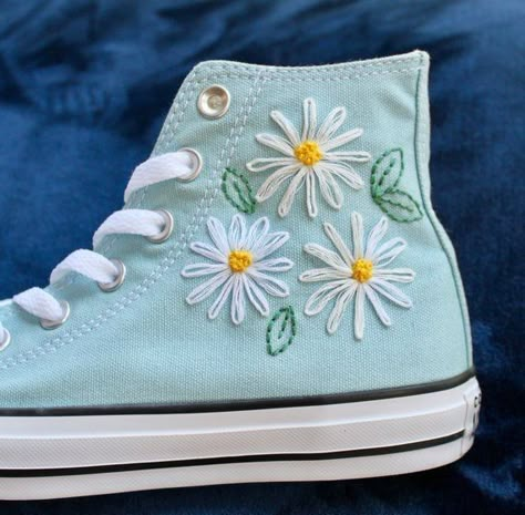 Etsy Aesthetic, Embroidered Converse, Aesthetic Prints, Aesthetic Posters, Shop Aesthetic, Custom Converse, Embroidery Shoes, Stickers Etsy, Pola Sulam