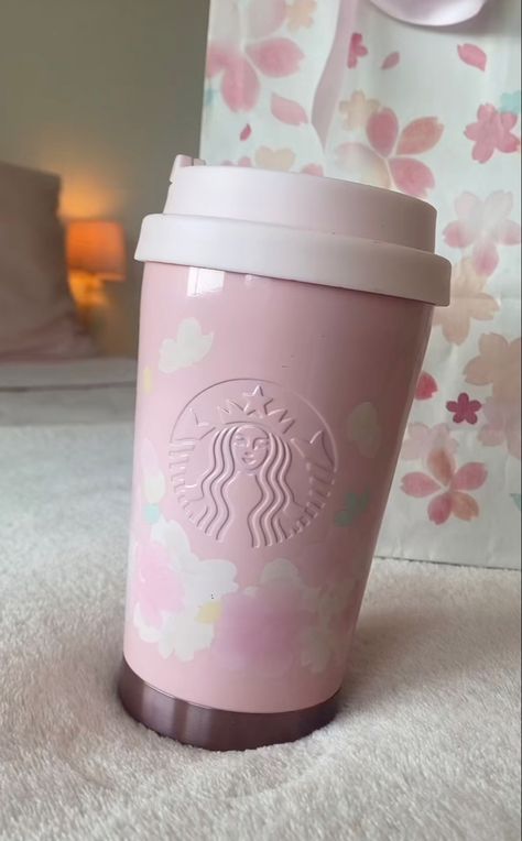 Pink Starbucks Tumbler, Pink Starbucks Cup, Pink Cups, Cute Water Bottles, Pink Starbucks, Starbucks Tumbler, Drinking Glass, Cute Little Things, Christmas List