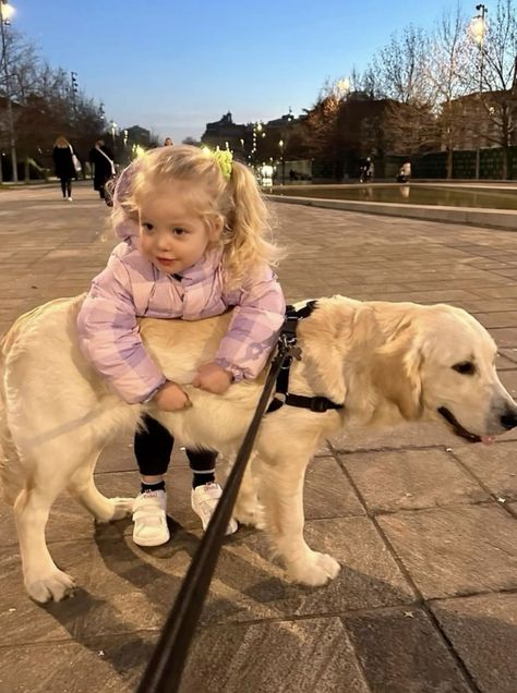 Vittoria Ferragni, Blonde Baby Girl, Lily Loud, Blonde Baby, Baby Luna, Blonde Babies, Family Aesthetic, Mom Dr, House Aesthetic