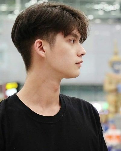 ｂｒｉｇｈｔｖｃ ❤ posted on Instagram: “side view 😍 . #brightvachirawit #brightvachirawitchivaaree #bbrightvc #brightwin #winmetawin…” • See 591 photos and videos on their profile. French Crop Hair Men, Hair Tips For Men, Thai Guys, Side Haircut, Two Block Haircut, Asian Man Haircut, Korean Men Hairstyle, Haircut For Men, Low Fade Haircut