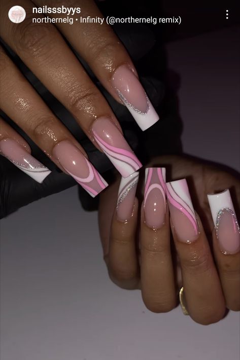 Abstract Nail Designs, Nail Art Mariage, Abstract Nail, Abstract Nail Art, White Acrylic Nails, Fully Booked, Summery Nails, French Tip Acrylic Nails, Work Nails