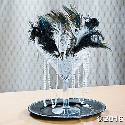 Roaring 20s / The Great Gatsby Centerpiece Idea #decor Roaring 20s Centerpieces, 20s Party Decorations, Homemade Centerpieces, Roaring 20s Birthday, Roaring 20s Theme, 20s Wedding, Great Gatsby Theme, 20s Party, Roaring 20s Party