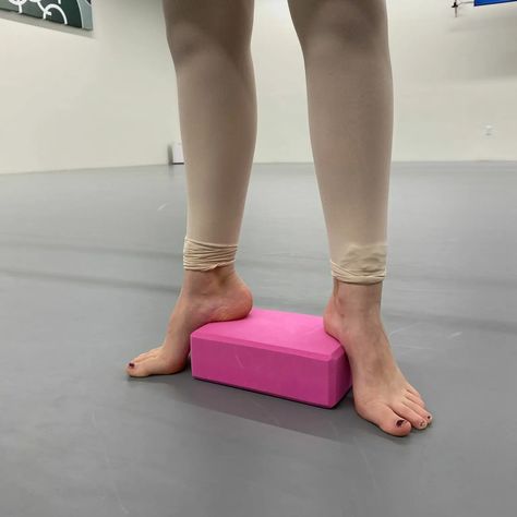 Pre-Pointe Exercises for Stronger Feet and Ankles | Cavod Performing ArtsCavod Performing Arts Pointe Exercises Strength Training, Pointe Exercises, Pre Pointe, Theraband Exercises, Ankle Exercises, Team Calendar, Step Workout, Dance Instructor, Dance Theater