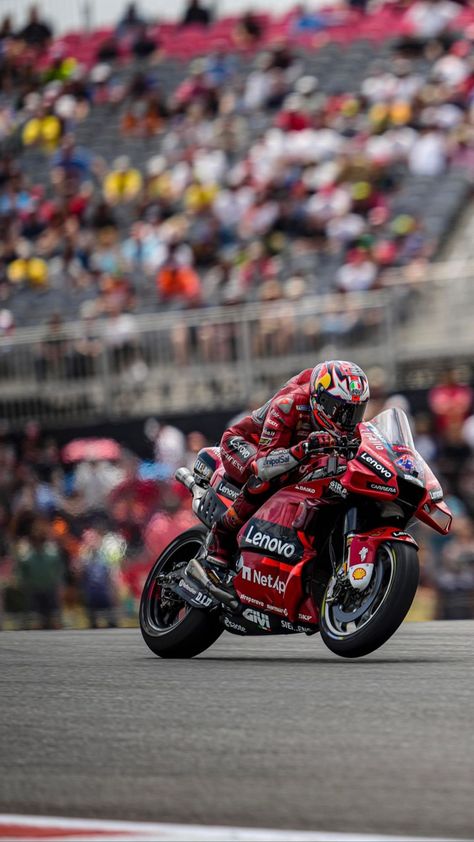 Ducati Motogp Wallpaper, Ducati Motogp, Gym Wallpaper, Italian Motorcycles, Racing Motorcycles, Motorcycle Racing, Moto Gp, Visual Kei, Cool Bikes