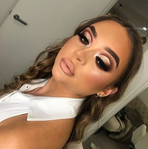 2016 Glam Makeup, Full Glam Eyeshadow, Glam Birthday Makeup Looks, Makeup Looks Full Glam, 2017 Baddie, Nude Glam Makeup, Makeup Inspiration Glam, 21st Birthday Makeup, Full Glam Makeup Looks