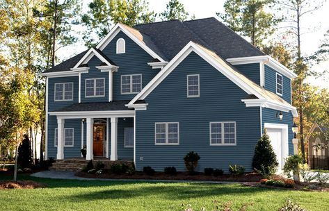 Blue Vinyl Siding House, Blue Exterior House, Outdoor House Colors, Blue Vinyl Siding, Josh Katz, Metal Roof Houses, Blue Siding, Ranch House Exterior, Pretty Houses