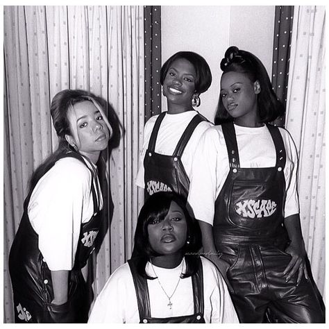 Xscape on Instagram: “#fbf 🖤 #xscape #thegreatxscapetour #90s #latochascott #kandi #tiny #tamikascott @iamlatocha @kandi @majorgirl @therealtamikascott” Xscape 90s, Female R&b Singers, Vanity 6, 90s Sitcoms, Kandi Burruss, 90’s Aesthetic, Black Femininity, 90s Retro, Best Friend Goals