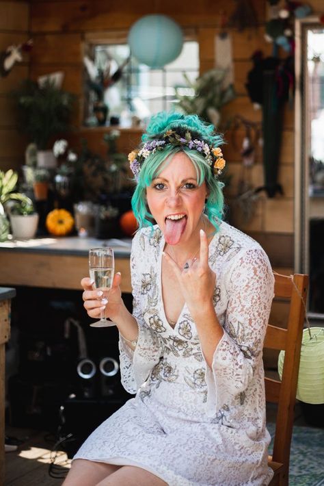 Laid Back Bohemian Garden Wedding with a Barefoot Bride and a £300 Budget! · Rock n Roll Bride Short Colorful Wedding Dress, Quirky Bride, Barefoot Bride, Bohemian Garden Wedding, Short Wedding Gowns, Offbeat Wedding, Edgy Wedding, Bohemian Garden, Western Wedding Dresses