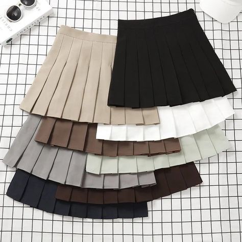 BUY NOW 💛🛒 FlareFusion Harmony Skirt | It's only $21.99 👀 LIMITED IN STOCK ‼️ 🔥SELLING SUPER FAST 🔥 ⭐WHY YOU NEED THIS ⭐ Introducing the FlareFusion Harmony Skirt: A fresh take on summer fashion, this skirt blends contemporary flare with harmonious style elements. Its unique design features playful pleats and a high-waisted silhouette, creating a striking look that's perfect for any occasion. Whether you're off to school or exploring the city streets, the FlareFusion Harmony Skirt promises ... Black Mini Pleated Skirt, Harajuku Skirt, Girl Uniform, Mini Skirt Style, Mini Pleated Skirt, Brown Skirt, Pleated Shirt, Estilo Preppy, Style Preppy