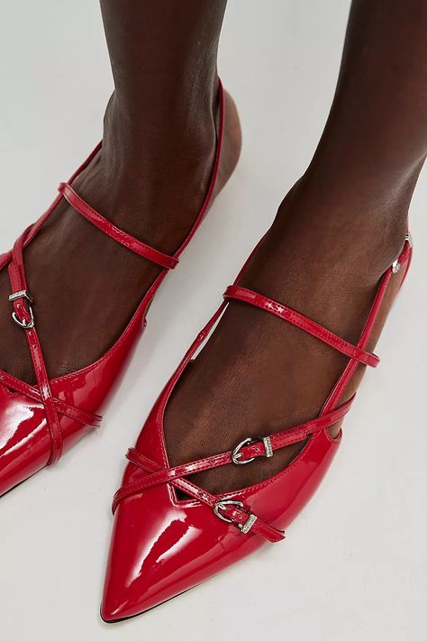 Lindley Strappy Ballet Flats | Free People UK Tiny Shirts, Big Pants, Shoes Too Big, Red Flats, Red Fits, Fashion Books, Sam Edelman, Boho Outfits, Ballet Flats