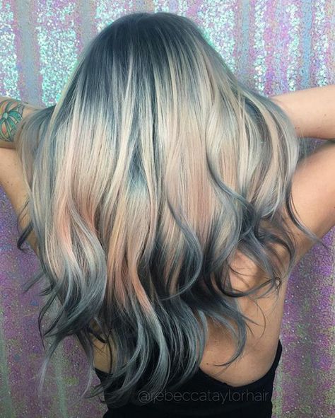 Hidden Rainbow Hair, Holographic Hair, New Hair Trends, Bright Hair Colors, Vlasové Trendy, Bright Hair, Hair Color And Cut, Mermaid Hair, Cool Hair Color