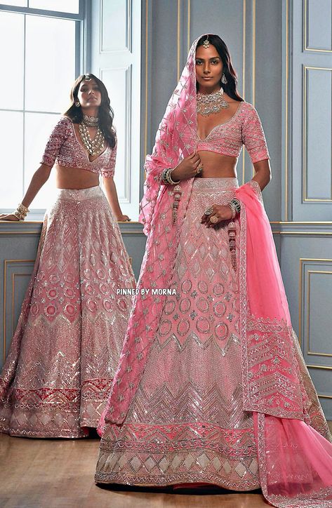 Manish Malhotra - India 🇮🇳 Lengha Design, Manish Malhotra Lehenga, Wedding Dupatta, Pink Bridal Lehenga, Saffron Spice, Sabyasachi Bridal, Heavy Lehenga, Dupatta Style, Desi Fits