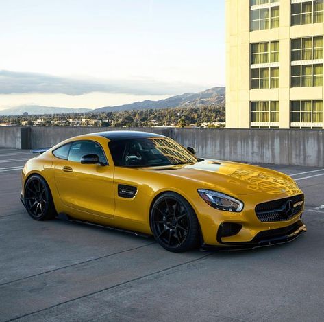 Bad-ass Mercedes AMG GTS Luxury Cars Collection, Amg Gts, Car Pic, Rich Cars, Drone With Camera, Wallpaper Luxury, Wagon Cars, Cars Collection, 4k Camera