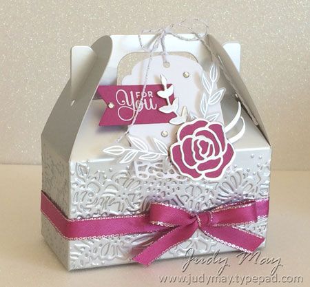 Crisco Recipes, Alternative Design, Alpha Romeo, Treat Holders, Event Favors, Diy Envelope, Gable Boxes, Sweet Cake, Candy Holder