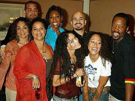 Favorite show Kadeem Hardison, Dawnn Lewis, Jasmine Guy, Cree Summer, Black Sitcoms, Black Tv Shows, Debbie Allen, The Cosby Show, Lisa Bonet