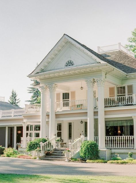 Lethbridge Alberta, Old Money House, Colonial Mansion, Mansion Exterior, Wedding Halls, Antebellum Homes, Southern House, Southern Homes, Southern Home