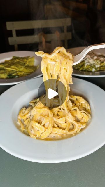 Andria Eats | Food & Travel on Instagram: "Beautiful pasta spot inside a Cathedral! Which one are you going for?🍝👀

@mercatometropolitano Mayfair is a stunning indoor food hall with multiple vendors 

I tried the homemade pasta from @dez_amore where Italian classics can be customized with additional toppings 😉 

Featuring:

Tagliolini Truffle Sauce / £14-17
+ parmesan & fresh truffle

Tagliatelle tomato & burrata / £12-13 
+ truffle oil & chili flakes 

Tagliolini Cacio e Pepe / £11

Caserecce with Pesto / £12
+ burrata

My favourite ones were the Truffle and Tomato Burrata with chili flakes! 

It was my first time trying Cacio e Pepe and I appreciate that it’s an Italian classic but I wouldn’t choose it among other options. Also the basil pesto was alright but didn’t blow me away! 

@d Fresh Truffle, Beautiful Pasta, Truffle Sauce, Italian Lunch, Truffle Oil, Pasta Lover, London Food, Basil Pesto, Food Hall